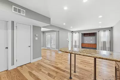 1101 Shoal Creek Boulevard #17, Austin, TX 78701 - Photo 8