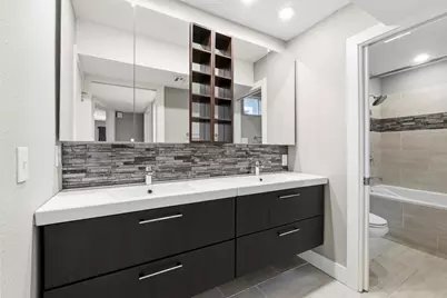 1101 Shoal Creek Boulevard #17, Austin, TX 78701 - Photo 16