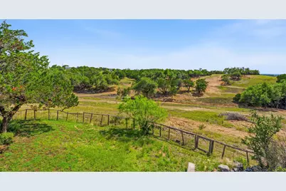 3230 W Fitzhugh Road, Dripping Springs, TX 78620 - Photo 20