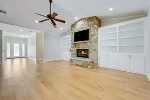 2009 American Dr, Lago Vista, TX 78645 - Photo 16