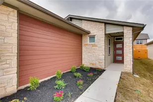 8033 Linnie Ln, Austin, TX 78724 - Photo 2