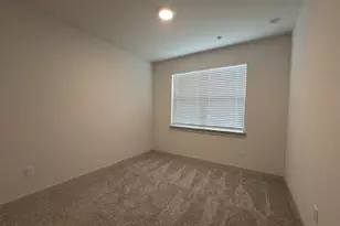 3001 Egan Dr, Pflugerville, TX 78660 - Photo 12