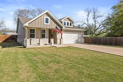 1720 Prather Street, Taylor, TX 76574 - Photo 2