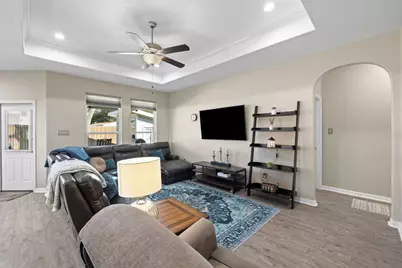 1720 Prather Street, Taylor, TX 76574 - Photo 6