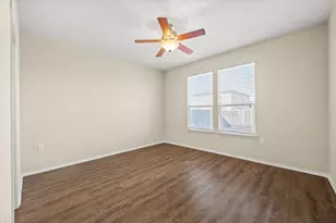 5704 Levenwood Ln, Austin, TX 78724 - Photo 12