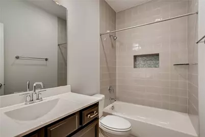 7112 Poulain Drive, Austin, TX 78738 - Photo 20