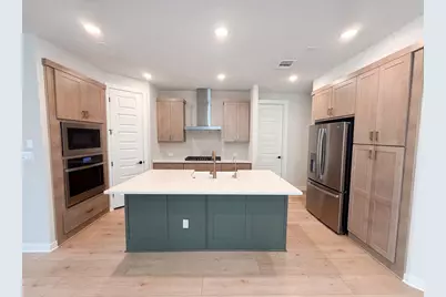 125 High Valley Drive, Liberty Hill, TX 78642 - Photo 2