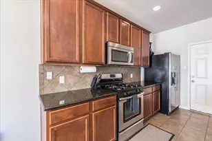 1721 Monahans Ln, Austin, TX 78748 - Photo 6