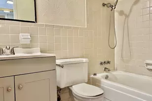 1800 Lavaca St, Austin, TX 78701 - Photo 8