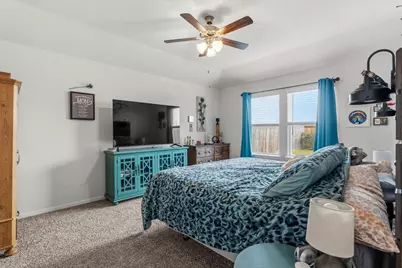 402 Perry Place, Rockdale, TX 76567 - Photo 12