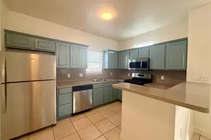 6916 Meador Ave, Austin, TX 78752 - Photo 4
