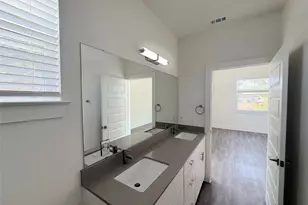 6406 Felix Ave, Austin, TX 78741 - Photo 12