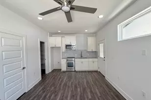 6406 Felix Ave, Austin, TX 78741 - Photo 16