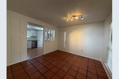 1211 Knollpark Circle, Austin, TX 78758 - Photo 6