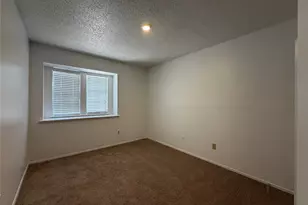 1211 Knollpark Cir, Austin, TX 78758 - Photo 12