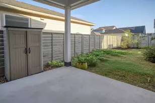 162 Adelton Blvd, Bastrop, TX 78602 - Photo 36