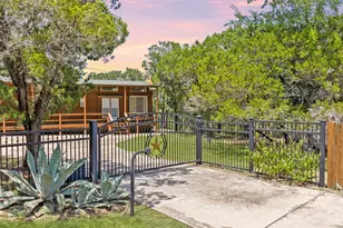 20800 W Colorado Dr, Spicewood, TX 78669 - Photo 2