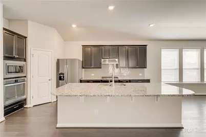 2504 Hat Bender Loop, Round Rock, TX 78664 - Photo 8