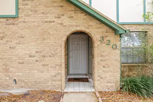 320 Long Pointe Dr, Portland, TX 78374 - Photo 2