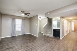 320 Long Pointe Dr, Portland, TX 78374 - Photo 4