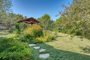 706 Rogart Dr, Spicewood, TX 78669 - Photo 30