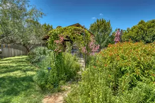 706 Rogart Dr, Spicewood, TX 78669 - Photo 32