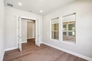 207 Sprinting Peak Dr, San Marcos, TX 78666 - Photo 10