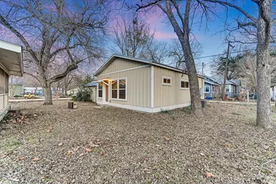 306 Garwood Street, Smithville, TX 78957 - Photo 12