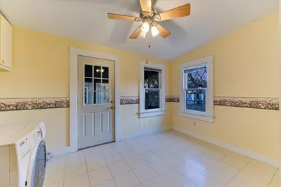 306 Garwood Street, Smithville, TX 78957 - Photo 6