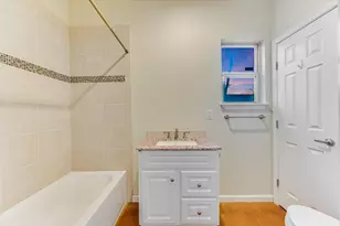 306 Garwood St, Smithville, TX 78957 - Photo 16