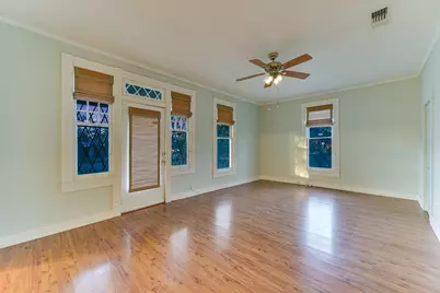 306 Garwood Street, Smithville, TX 78957 - Photo 2