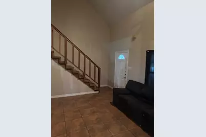 1017 W 3rd Street W, Taylor, TX 76574 - Photo 12