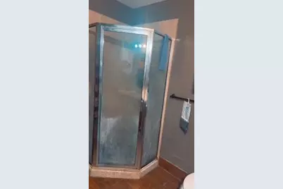 1017 W 3rd Street W, Taylor, TX 76574 - Photo 18