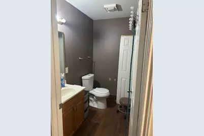 1017 W 3rd Street W, Taylor, TX 76574 - Photo 10