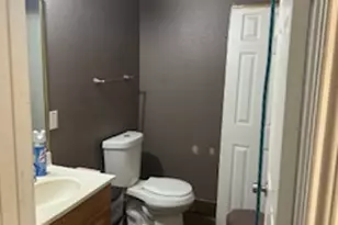 1017 W 3rd Street W, Taylor, TX 76574 - Photo 10