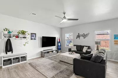 238 Wells Bend, Hutto, TX 78634 - Photo 6