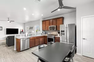 238 Wells Bend, Hutto, TX 78634 - Photo 8