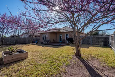 238 Wells Bend, Hutto, TX 78634 - Photo 4