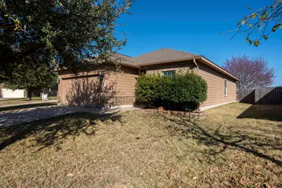 238 Wells Bend, Hutto, TX 78634 - Photo 2