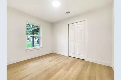 313 Golden Oaks Drive, Georgetown, TX 78628 - Photo 20