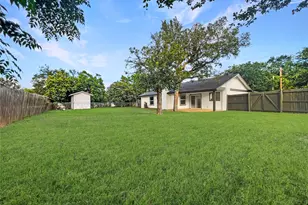 313 Golden Oaks Dr, Georgetown, TX 78628 - Photo 24