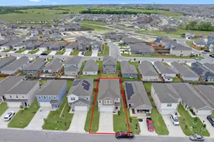 241 Night Riders Wy, Jarrell, TX 76537 - Photo 2