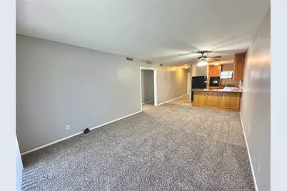 601 W 11th Street #215, Austin, TX 78701 - Photo 12
