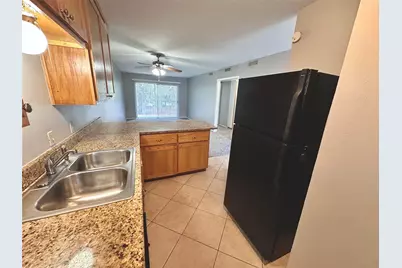 601 W 11th Street #215, Austin, TX 78701 - Photo 8
