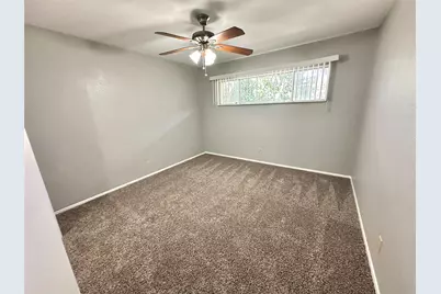 601 W 11th Street #215, Austin, TX 78701 - Photo 24