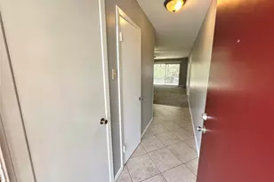 601 W 11th St, Austin, TX 78701 - Photo 26