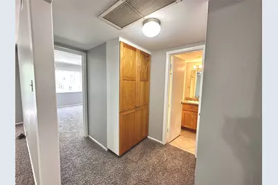 601 W 11th Street #215, Austin, TX 78701 - Photo 16