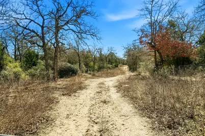 1310 Perry Lane, Thorndale, TX 76577 - Photo 18