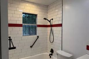 1060 Gardner, Austin, TX 78721 - Photo 24