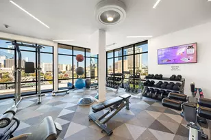 800 Embassy Dr, Austin, TX 78702 - Photo 24
